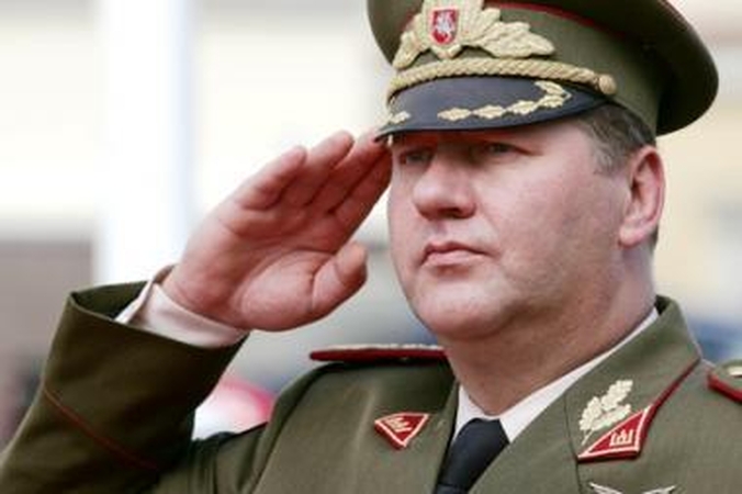 Naują kariuomenės vadą pasirinks D.Grybauskaitė