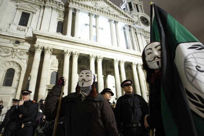 Londone baigta ardyti antikapitalistinio „Occupy“ judėjimo stovykla