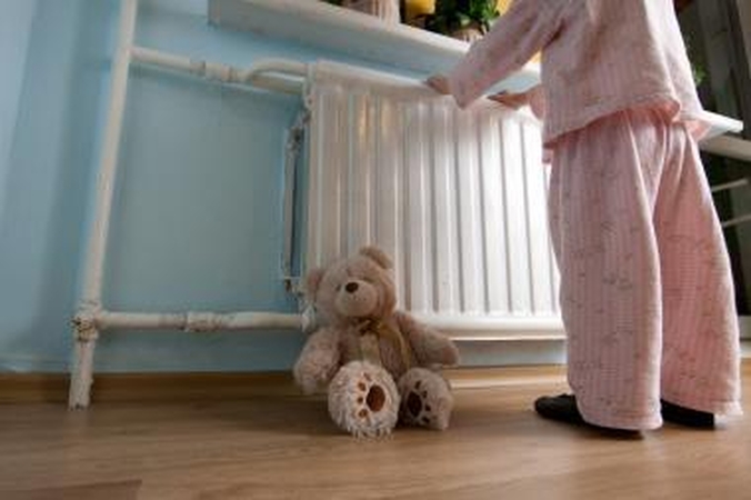 Vartotojų teisių tarnyba tirs skundus dėl didelių sąskaitų už šildymą