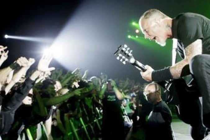 Kartu su „Metallica“ gros net dvi grupės