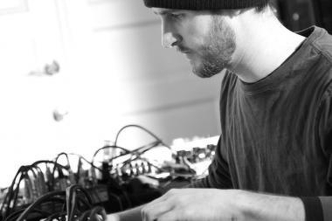 Parodų rūmuose vibruos elektroninė muzika