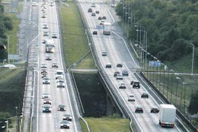 Policijos reidas prieš greičio viršytojus - visoje Europoje (papildyta)