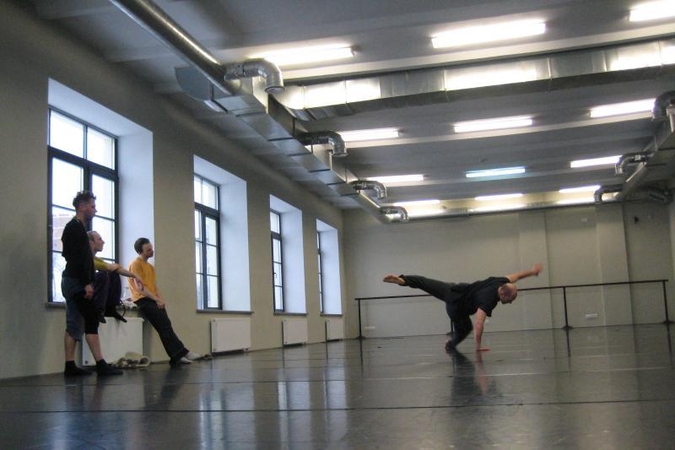 Lietuvis šoks garsaus danų choreografo spektaklyje