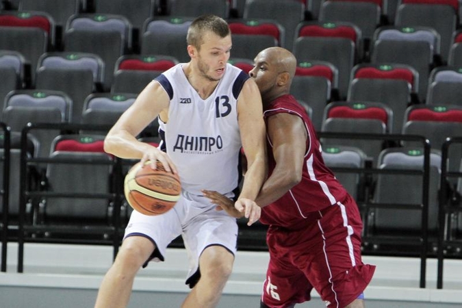 V.Vasylius ir S.Galdikas žais „Dnipro“ krepšinio komandoje