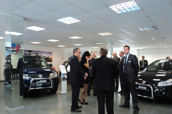 Suzuki pristato naują automobilių atstovą Vilniuje