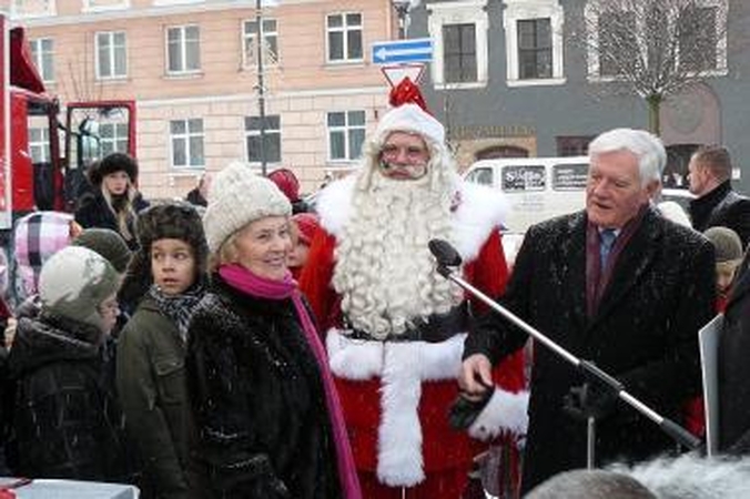 Tradicinis Kalėdų karavanas leidosi į kelionę