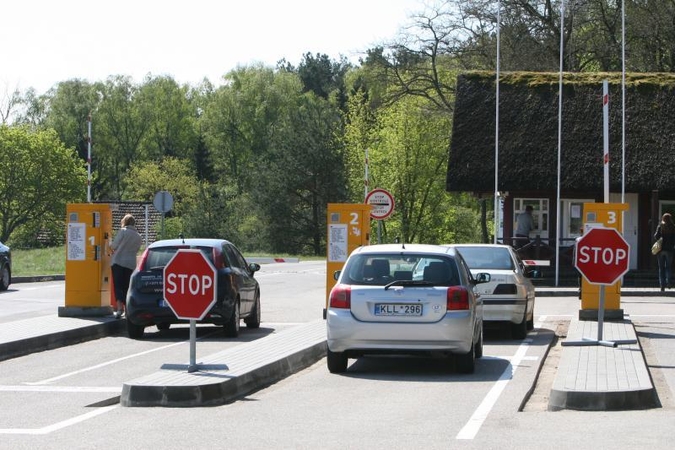  Neringoje planuojama rekonstruoti kelią ir dviračių taką