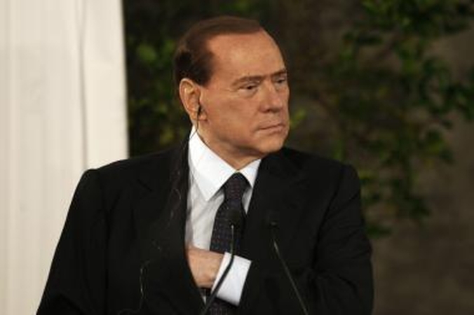 S.Berlusconi siekti naujos kadencijos neketina