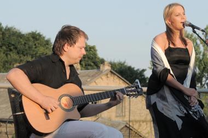 „Muzikuojančiame kelte“ – romansų vakaras