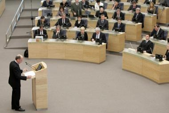 Opozicija siekia atmesti Vyriausybės veiklos ataskaitą (papildyta 12.45 val.)