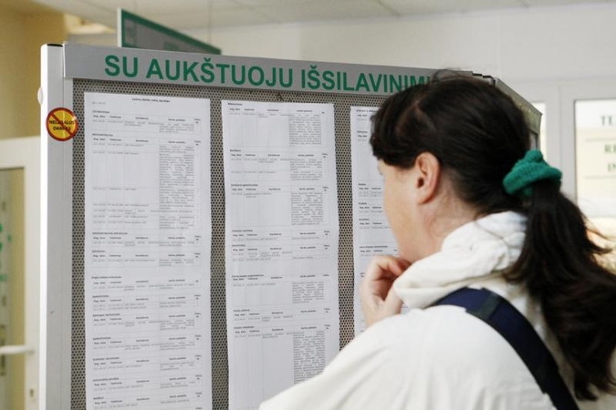 Bedarbių dar daug, bet įdarbinimo tempai spartėja