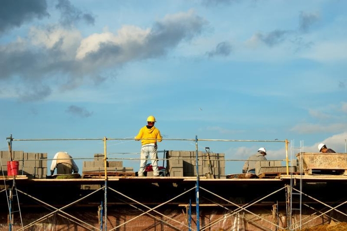 Analitikai: statybų sektorius šiemet nebekris