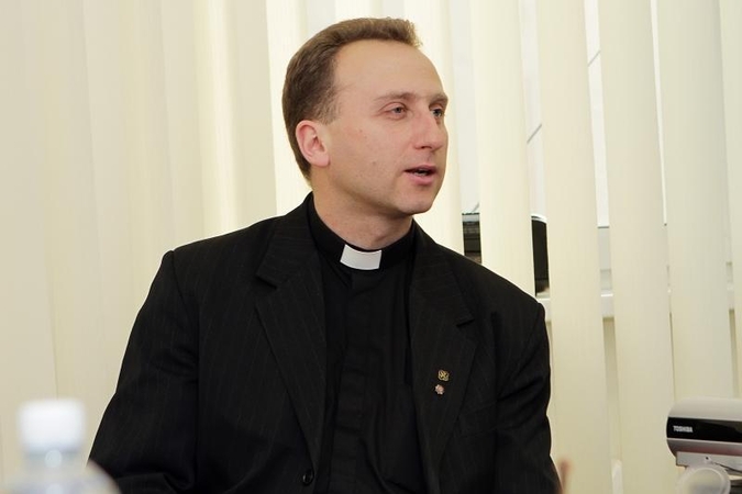 Kunigas V. Viktoravičius: musulmonai turi už ką numirti