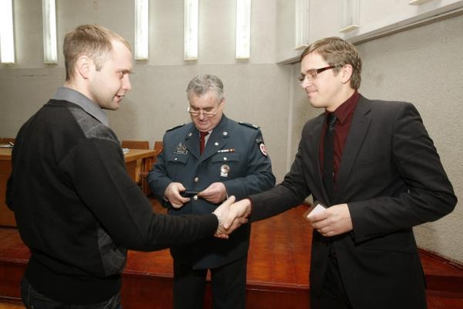 Policijos rėmėjams Vyriausybė daugiau teisių neduos