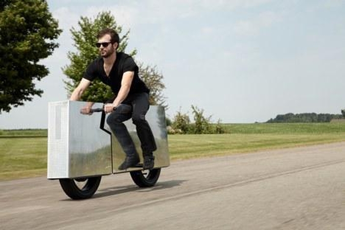 Motokubizmas: kad niekas negirdėtų ir beveik nematytų