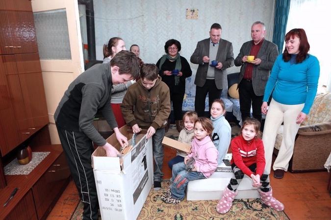 Užsienio verslininkai apdovanojo gausią klaipėdiečių šeimyną 