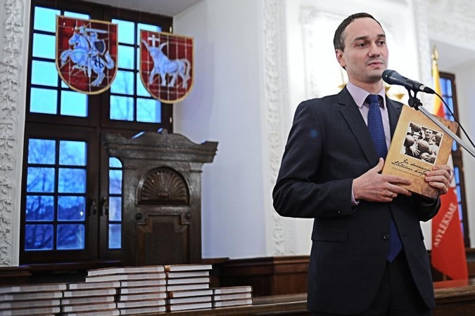 Kaune pristatyta knyga apie krepšinio trenerius