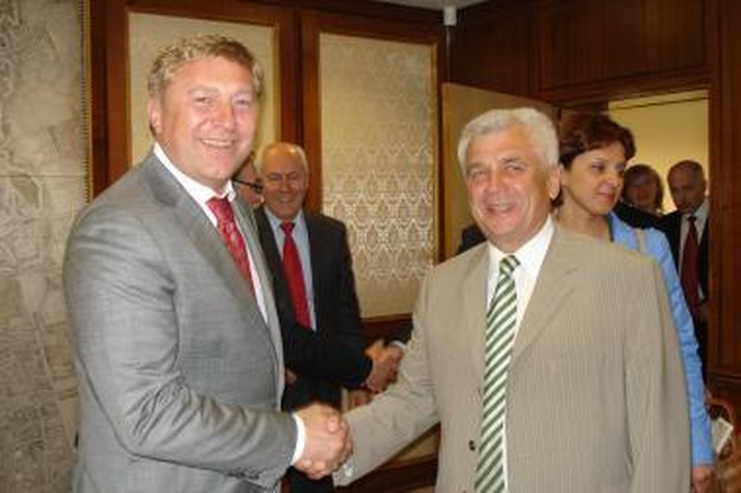 Atnaujinta partnerystės sutartis tarp Klaipėdos ir Kaliningrado