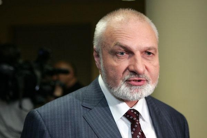 Parlamentaras ragina prokurorus tirti bandymą užvaldyti valstybę