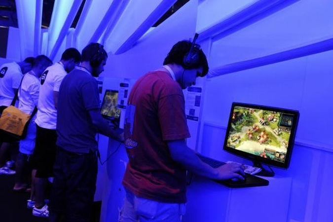 Kinijoje internetinių žaidimų žaidėjų reikalaujama asmens duomenų 