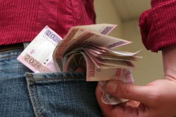 Tarėsi, kaip padėti nusikaltimais įtariamiems politikams
