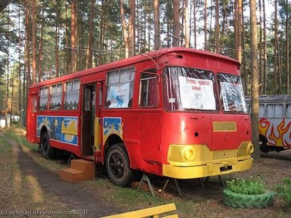 Nurašyti autobusai – vaikų vasaros stovyklai (foto)