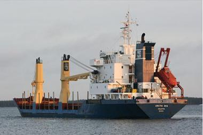 Kaltinamieji sausakrūvio "Arctic Sea" užgrobimu nuteisti nuo 12 iki 7 metų kalėti