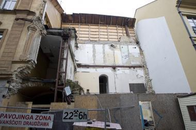 Šiaulių gatvės namo istorijoje taško dar nėra