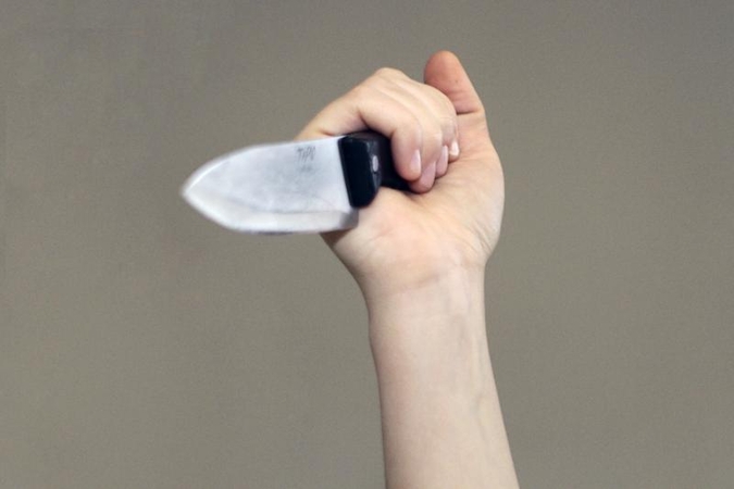 Peiliu ginkluotas klaipėdietis vaikėsi vaikus