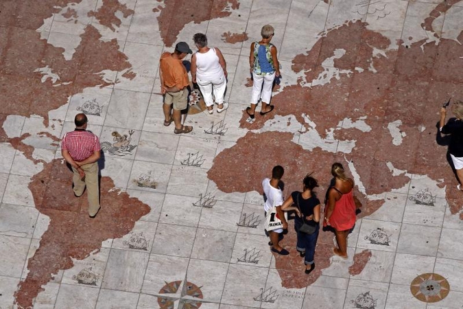Austrijos laikraščio skaitytojai varo Graikiją iš euro zonos