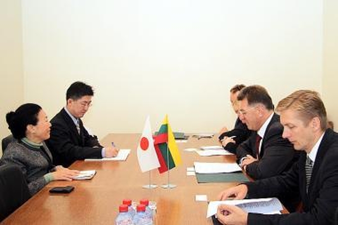 Plės bendradarbiavimą su Japonija transporto srityje