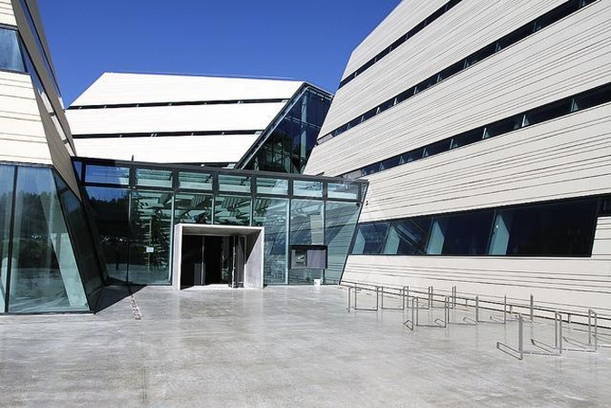 Naujame centre – modernios technologijos ir rezervuojamos vietos