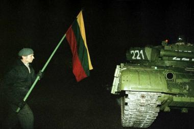 Seimas ėmėsi pataisų, kurios leistų baigti Sausio 13-osios bylą 