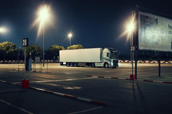 Žadama, kad naujasis „Volvo FH“ įmonėms padės taupyti