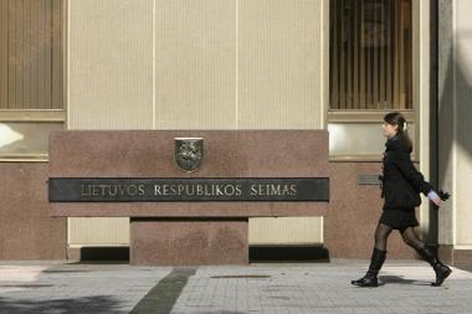 Seimo nariai gaus pažymėjimus