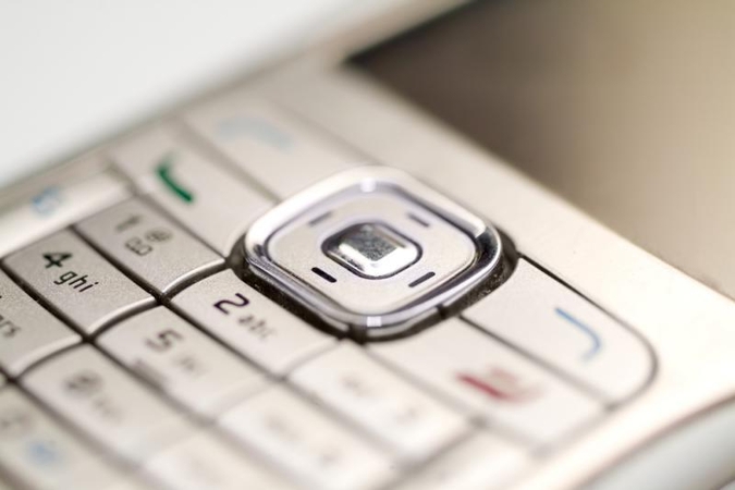 Žadama keisti mobiliojo ryšio pirkimų taisykles