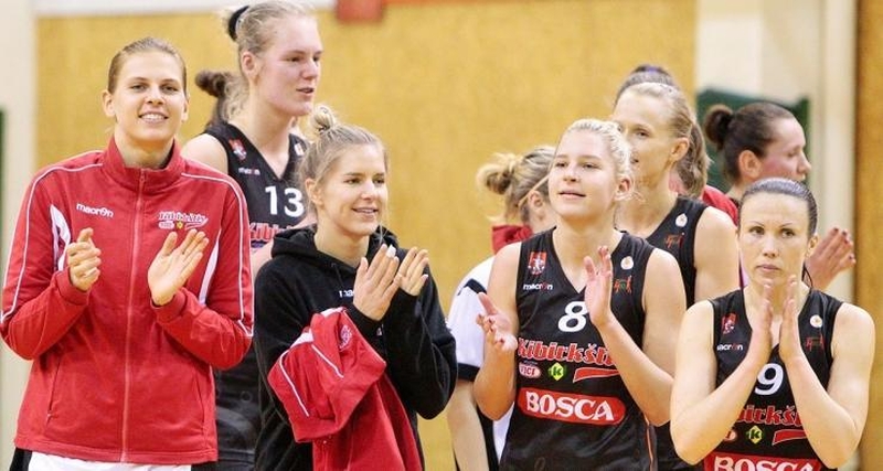 Aukščiausia LMKL krepšininkė apie dėjimą į krepšį karjeros pradžią