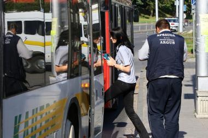 „Zuikiams“ viešajame transporte bus daugiau problemų