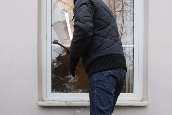 Klaipėdos apskrityje iš buto pagrobta 40 tūkst. litų 