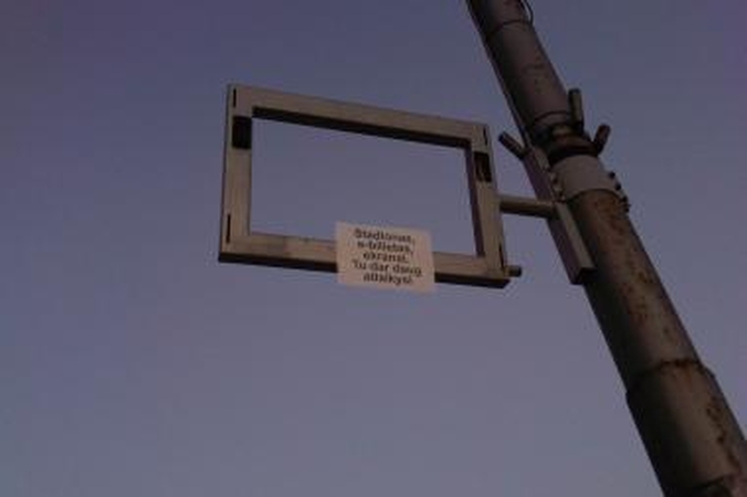 Švieslenčių rėmai – kasdienis tyčiojimasis iš vilniečių?