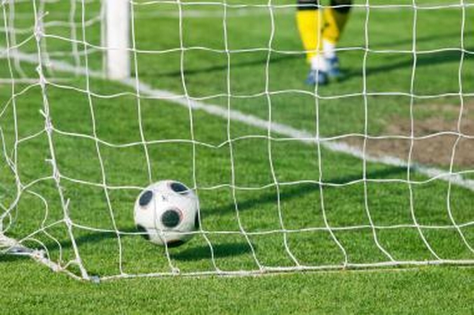 Futbolo rungtynėms teisėjaus sporto žurnalistai
