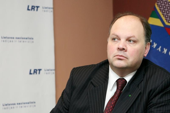ŠMM kancleris: užsienio lietuvių švietimui - daugiau pinigų