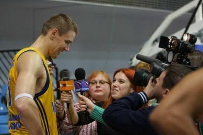 R.Javtokui Kalėdų Senelis dovanodavo pačiūžas 