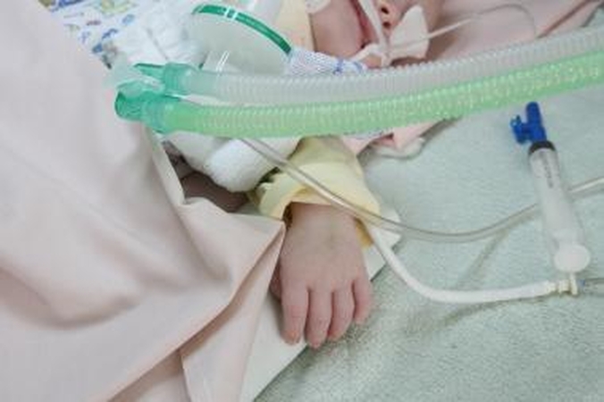 Kūdikį sumušęs kaunietis atsidūrė areštinėje