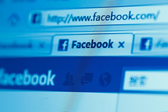 „Facebook“ ėmė pardavinėti dovanų korteles