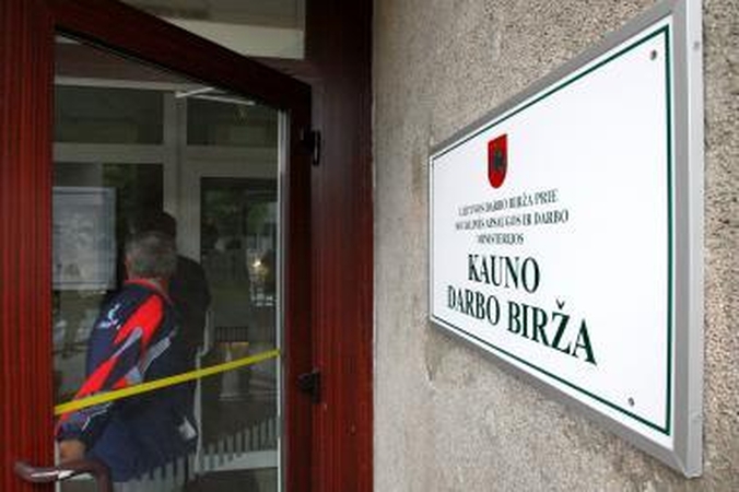 Per savaitę darbo biržoje įregistruota 713 bedarbių 