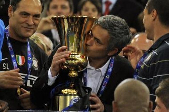 Sporto žurnalistai geriausiu pasaulio treneriu išrinko J.Mourinho