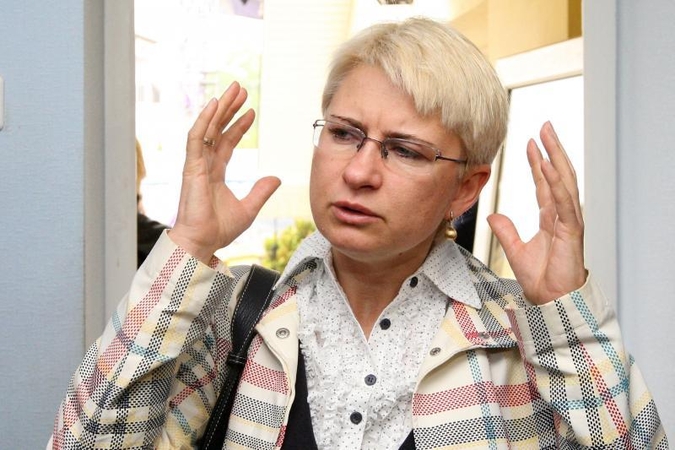 Kuo dar galima būtų apkaltinti nepriklausančius sistemai?