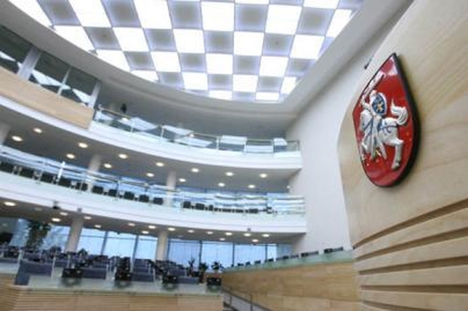 Parlamentaras siūlo nustatyti neeilinių Seimo plenarinių posėdžių laiką