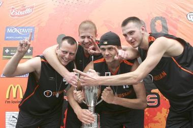 „Orange virus“ čempionai - „Tonussan“  